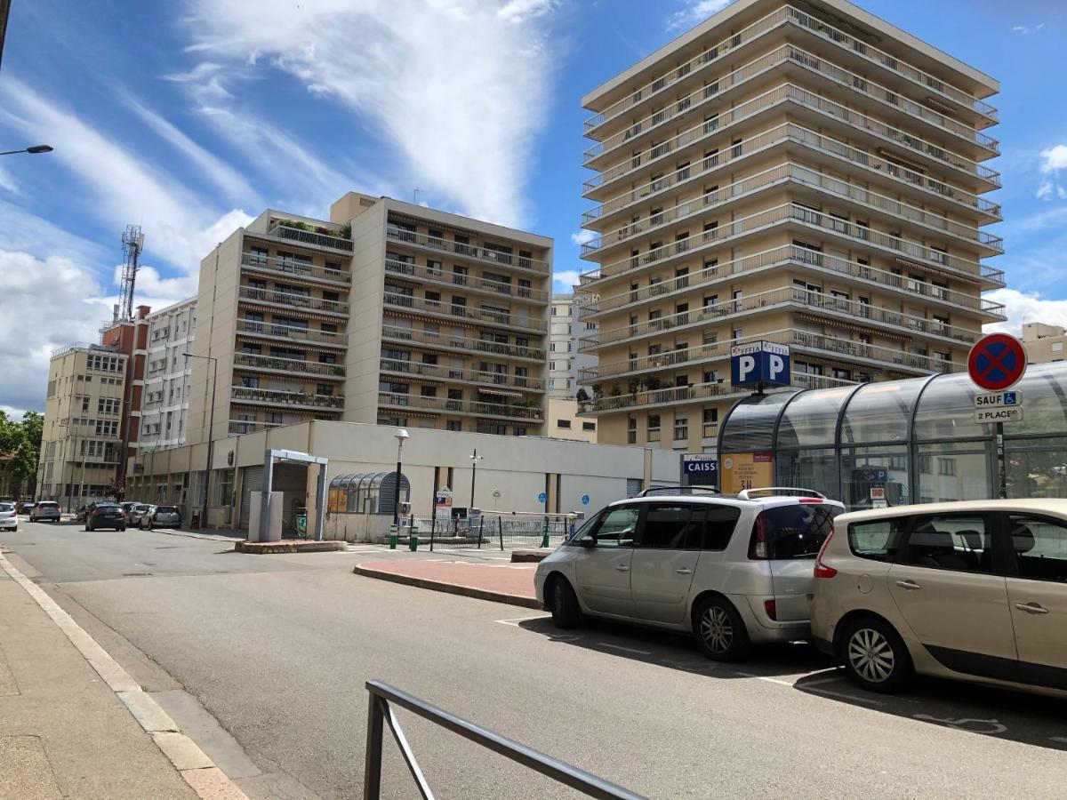 Appartement Hyper Centre Avec Garage サン・テティエンヌ エクステリア 写真